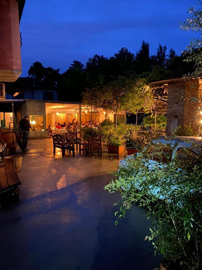 Amare Ristorante Locanda Certosa di Pavia Exterior foto
